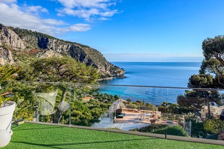 Èze Bord de Mer – Villa contemporaine aux lignes raffinées et panorama infini - Photo 5