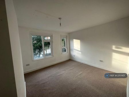 4 bedroom terraced house to rent - Photo 5