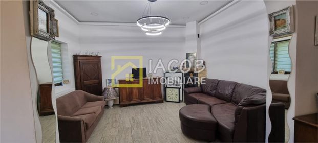 Casa de inchiriat in zona centrala a mun. Bacau, str.N. Titu - Fotografie 1