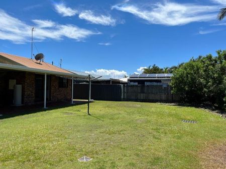 12 Wuruma Street, Scarness, QLD 4655 - Photo 4