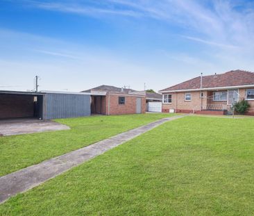 Charming Brick Veneer Home in the Heart of Belmont - Photo 6