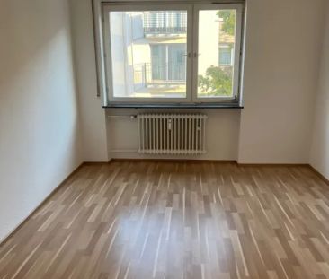 2-Zimmer-Wohnung in Nürnberg-Gibitzenhof im 3. OG ohne Aufzug mit B... - Photo 3