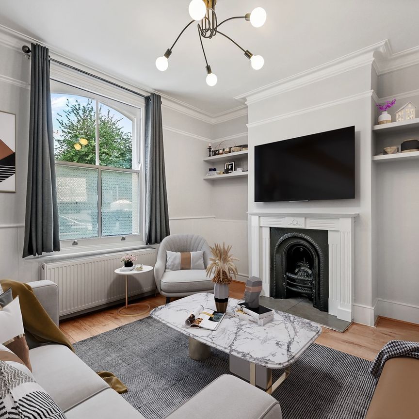 2 Bed Terraced House, Mill Hill Road, W3 - Photo 1