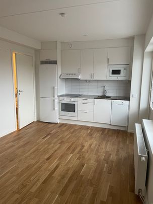 Valhallavägen 19 A - Foto 1