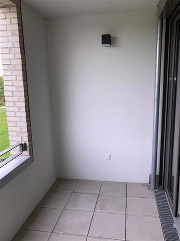 2-Zimmer-Wohnung mit Einbauküche und Loggia 08.01 - Foto 3