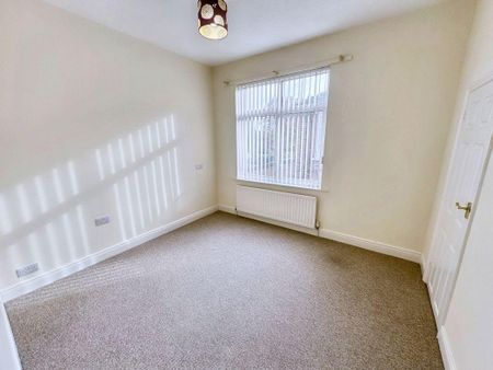 2 bed semi-detached house to rent in TS17 - Photo 5