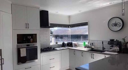 MORRINSVILLE - 3 BEDROOM - Photo 3
