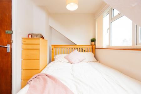 Charnwood Grove, West Bridgford, NG2 - Photo 1