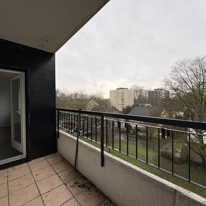 ++schöne 3 Zimmer Wohnung mit Balkon++ - Photo 1