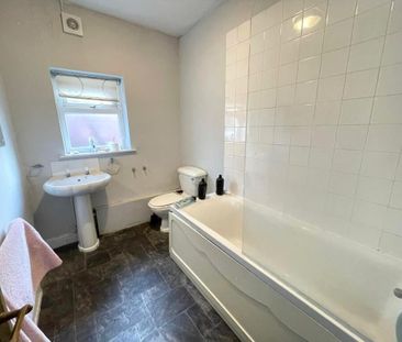1 bedroom in a house share to rent - Photo 6