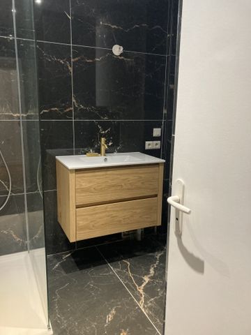 Location Appartement 2 pièces 52m² LIBOURNE 33500 - Photo 4