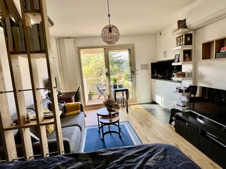 Location Appartement 1 pièce 25m² NEUILLY SUR SEINE 92200 - Photo 5