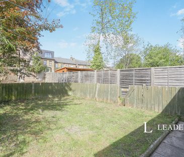 3 bedroom apartment to rent Sunderland Road, London, SE23 - Photo 4