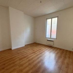 Location Appartement 1 pièce 26m² - Photo 3