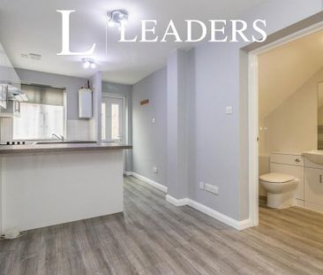Studio to rent - Photo 6