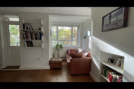 2 Bed Flat, Northleigh House, E3 - Photo 2