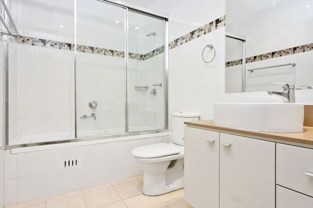 114/2C Munderah Street, Wahroonga - Photo 5