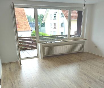 Freundliche 3 Zimmer Wohnung mit Balkon wartet auf Sie - Photo 2