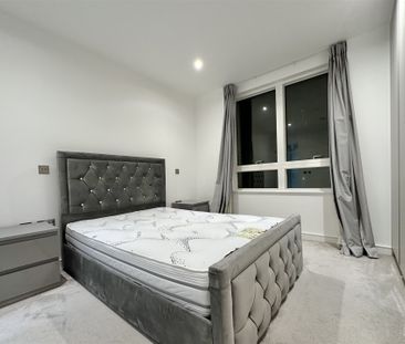 Grant Road, London - Photo 5