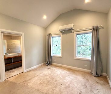 Space, Style and a Welcoming Feel - Photo 4