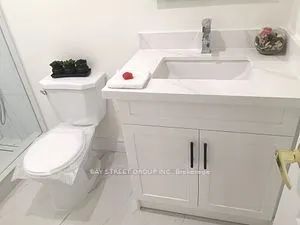 Detached Home For Lease | N9230924 - Photo 3