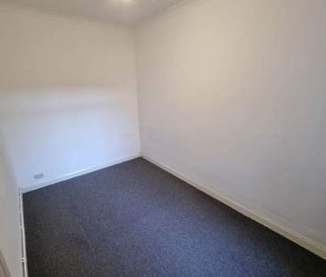 2 bedroom property to rent in Grimsby - Photo 1