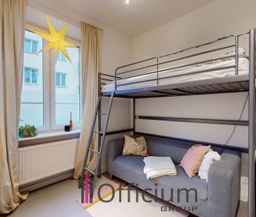 Kawalerka w kamienicy na Pradze Płd. - Photo 3