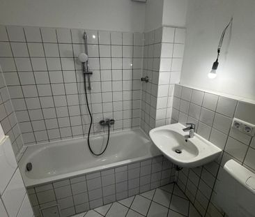 Singles aufgepasst - 1-Zimmer Wohnung direkt am U-Bhf Kleistpark - Photo 2