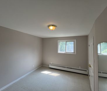 For Lease - 86 Brock Street Unit# 3, Oshawa, Ontario - Photo 3