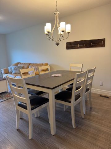 For Lease - 19 McIntosh Crescent, Quinte West, Ontario - Photo 3