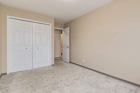 Premier Suite - 2 Bedroom - Photo 3