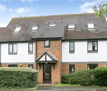 Stirling Close, London, SW16 5HH - Photo 2