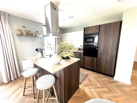 BRAND NEW APARTMENTS | 3 WEEKS RENT FREE FOR 12 MONTH TENANCY | PET FRIENDLY | 24-HOUR CONCIERGE | LUXURY AMENITIES | VIEWING RECOMMENDED! - Photo 4