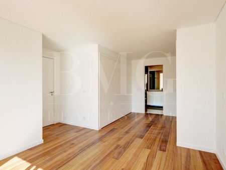 2 room luxury Apartment for rent in Lisbon - Photo 2