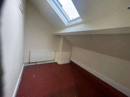 Flat Above St. Thomas Road, Derby, DE23 - Photo 3