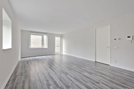 Appartement te huur: 1e Lulofsdwarsstraat 12-B 2521 AZ Den Haag - Foto 4