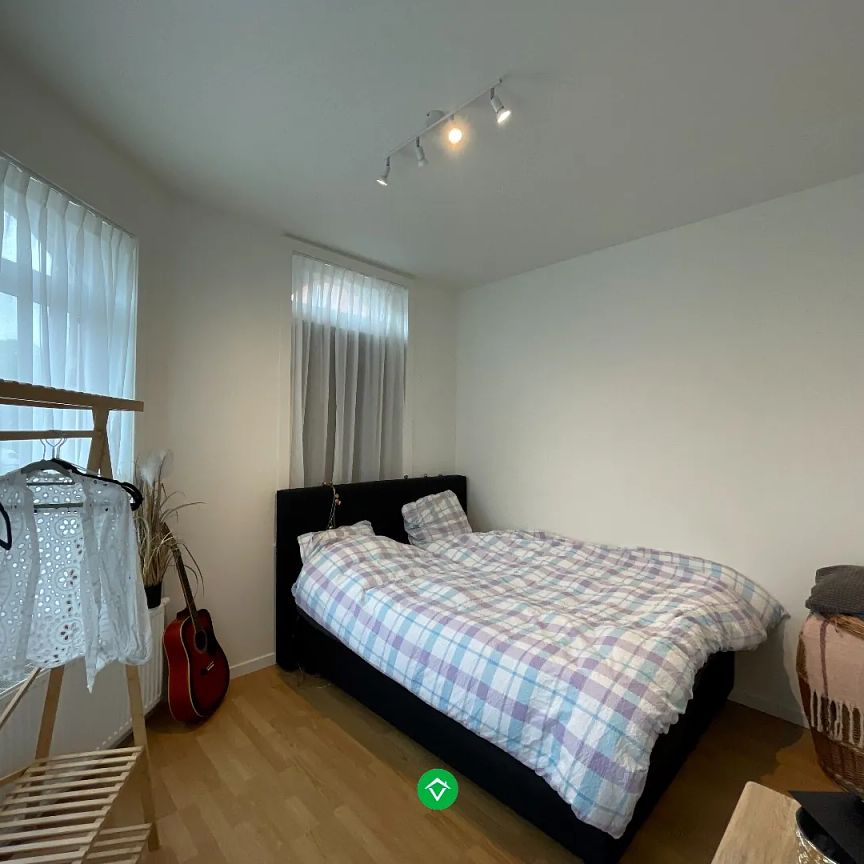 Gerenoveerde woning met 2 slaapkamers in centrum Roeselare - Foto 1