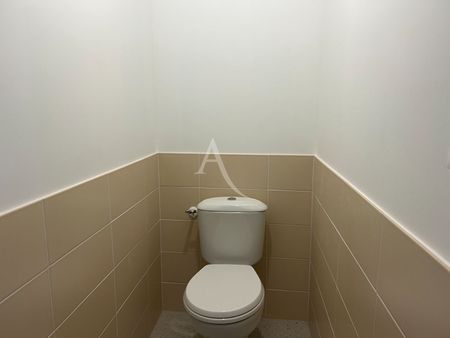 Location Appartement 1 pièce 37m² - Photo 3