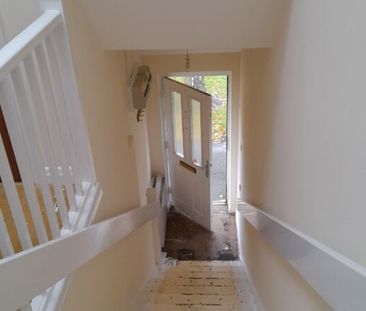 Bloom Hill Grove, Moorends, Doncaster, DN8 4BN - Photo 2