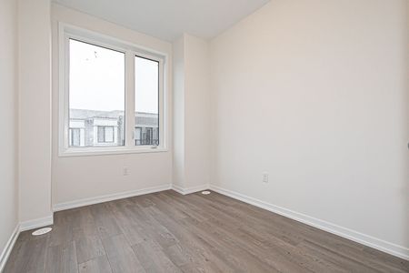 For Lease - 34 Origin Way, Vaughan, Ontario - Photo 3