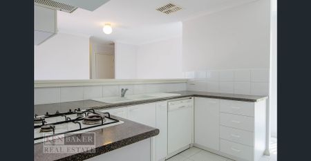 SPACIOUS & FRESH WITH ALL YOU NEED IN A HOME - Photo 4