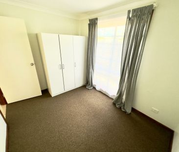 View Wednesday at 4:10pm - 4:20pm - Photo 4