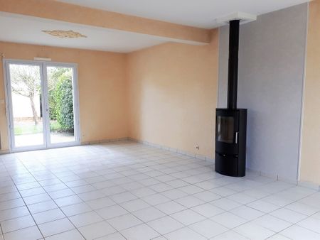 Location Maison 5 pièces 98m² - Photo 2