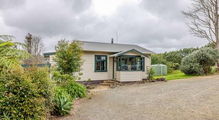 Your Dream Cottage Awaits - Photo 5