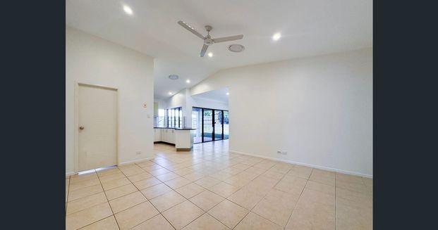 Coastal Living Made Easy – Just a Stroll to Sarina Beach - Photo 1