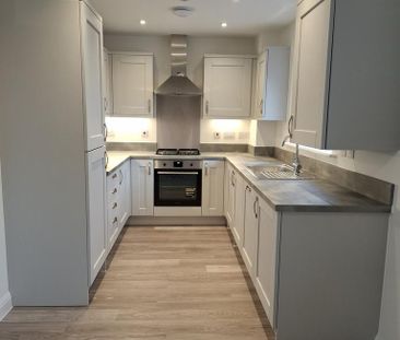 1 bedroom coach house to rent - Photo 4