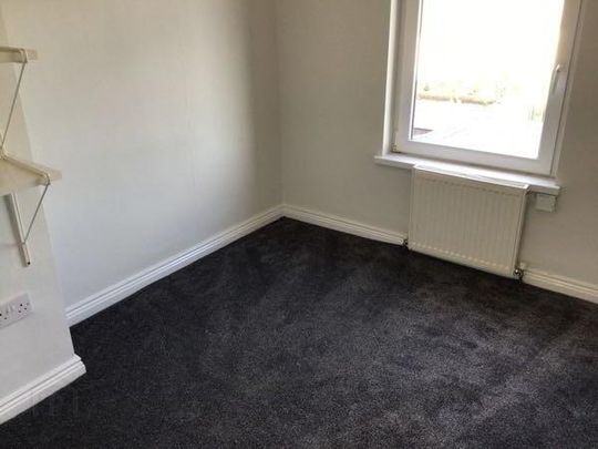 89 Ellis Street, Carrickfergus, BT38 8AZ - Photo 1