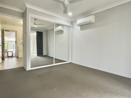 Fully Air-conditioned + Pool - Photo 2