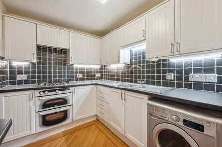 2 bedroom flat to rent - Photo 4