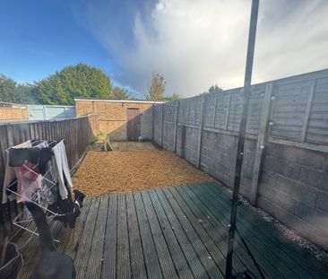 Cooke Road, Poole - Photo 1